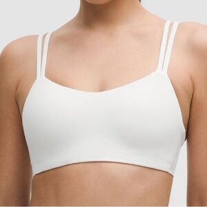 Lululemon like a cloud bra